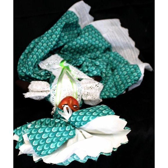 Caribbean Island Style Doll Green Dress Lace Trim Souvenir Ethnic New Orleans - Picture 10 of 12